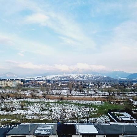 Le Nid D'Adam Appartamento Zărneşti Esterno foto
